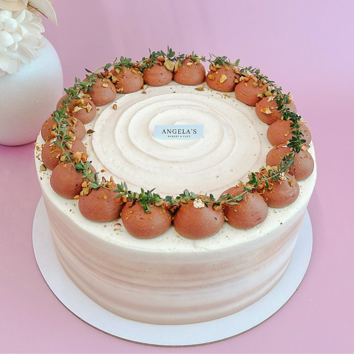 Dubai Chocolate Cake