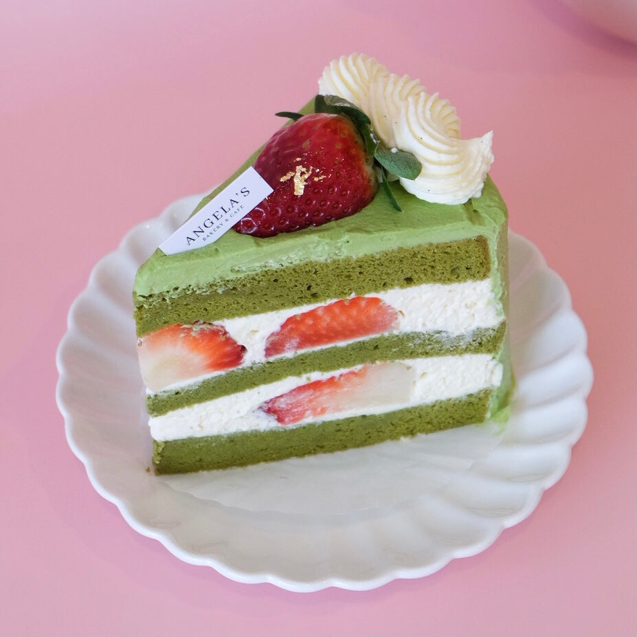 Matcha Strawberry Cake