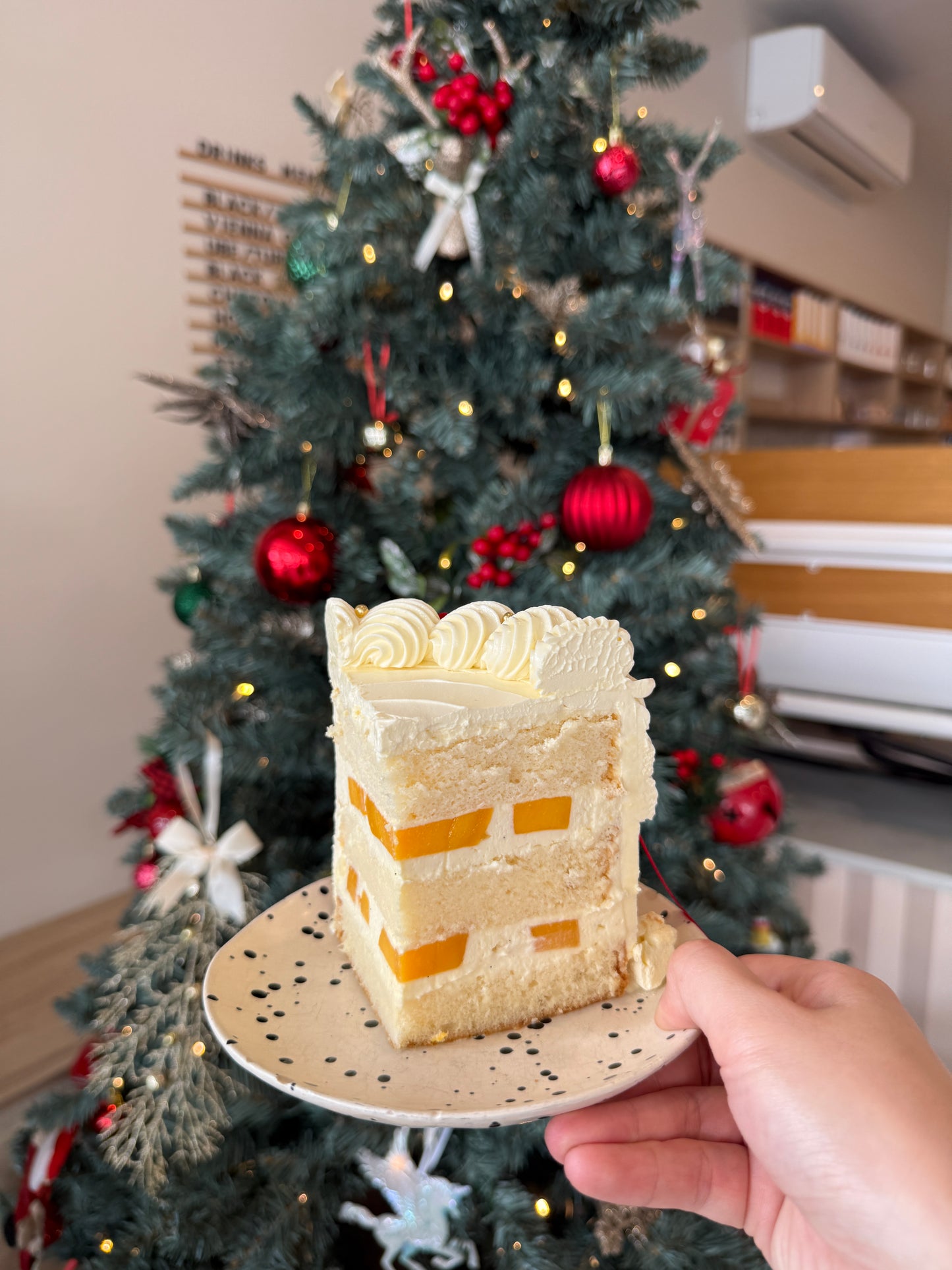 Mango Shortcake - Christmas Edition